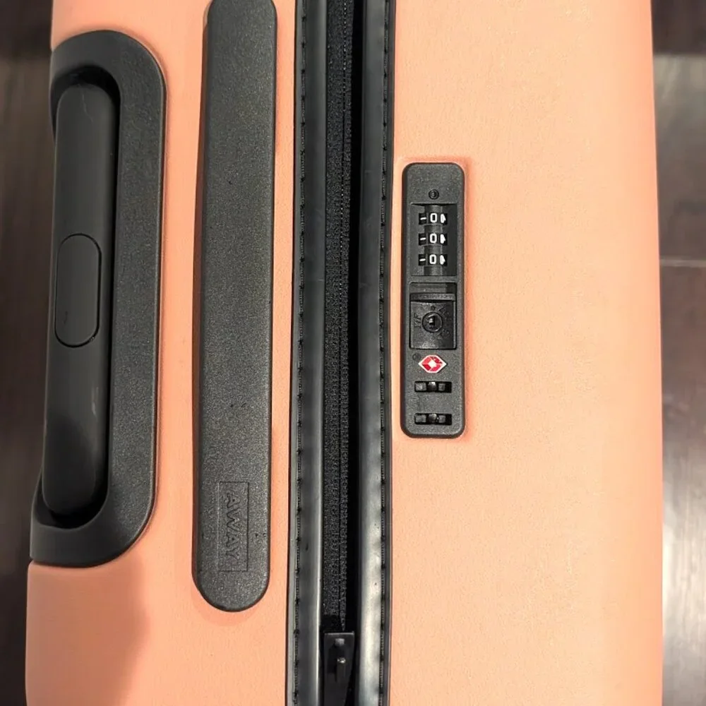 Away Luggage Combo: The Bigger Carry-On + The Overnight Bag (both in Clay Pink) - Picture 5 of 14